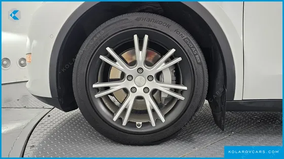 TESLA MODEL Y LONG RANGE AWD