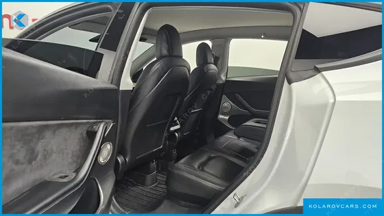 TESLA MODEL Y LONG RANGE AWD