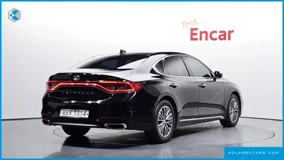 HYUNDAI GRANDEUR PREMIUM