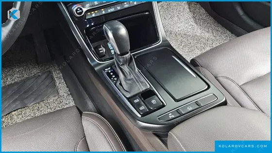 HYUNDAI GRANDEUR PREMIUM