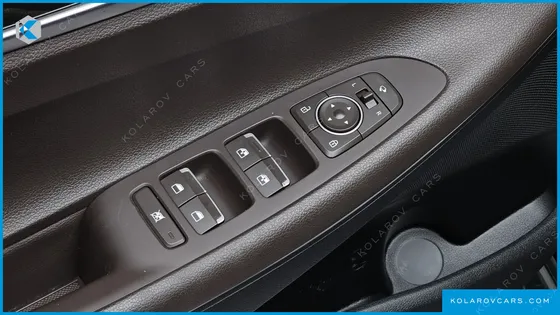 HYUNDAI GRANDEUR PREMIUM