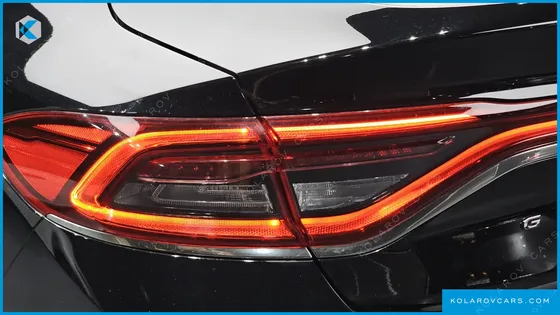 HYUNDAI GRANDEUR PREMIUM