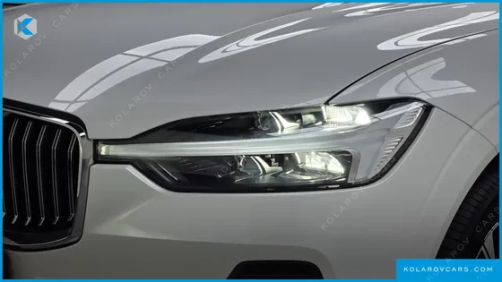VOLVO XC60 B5 ULTRA BRIGHT