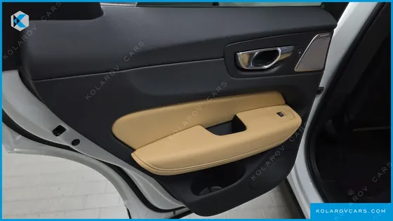 VOLVO XC60 B5 ULTRA BRIGHT