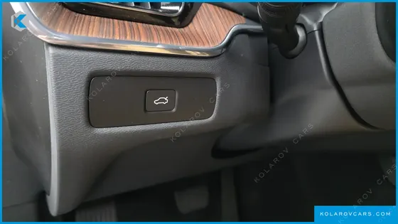 VOLVO XC60 B5 ULTRA BRIGHT