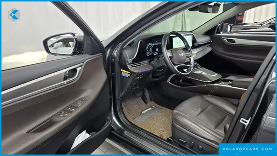 HYUNDAI GRANDEUR 2.5