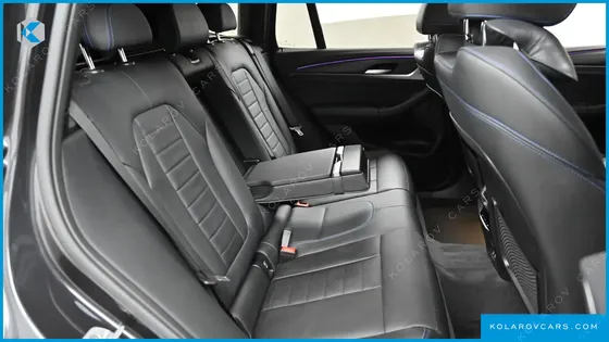 BMW IX3 M SPORTS