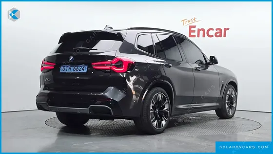 BMW IX3 M SPORTS