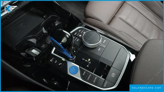 BMW IX3 M SPORTS
