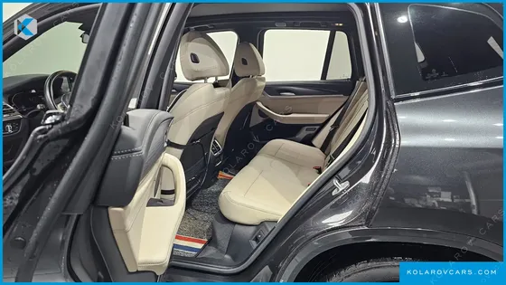 BMW IX3 M SPORTS