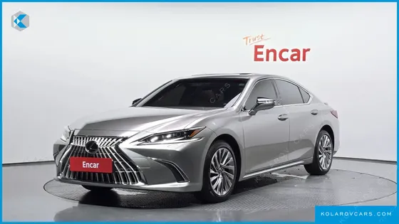 LEXUS ES EXECUTIVE