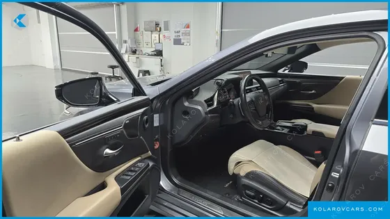 LEXUS ES EXECUTIVE