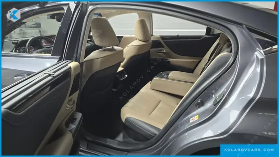 LEXUS ES EXECUTIVE