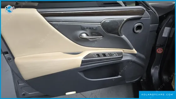 LEXUS ES EXECUTIVE