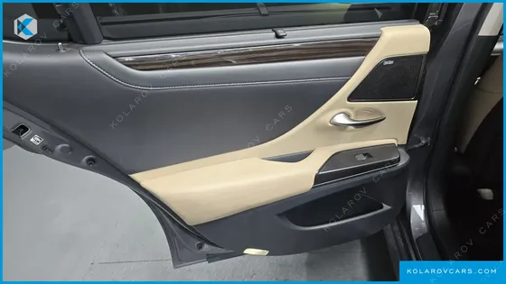 LEXUS ES EXECUTIVE