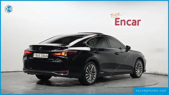 LEXUS ES LUXURY PLUS
