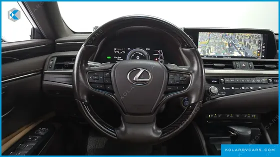 LEXUS ES LUXURY PLUS