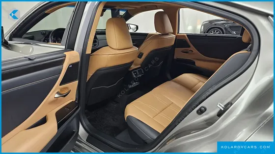 LEXUS ES EXECUTIVE