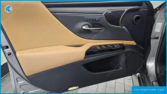LEXUS ES EXECUTIVE