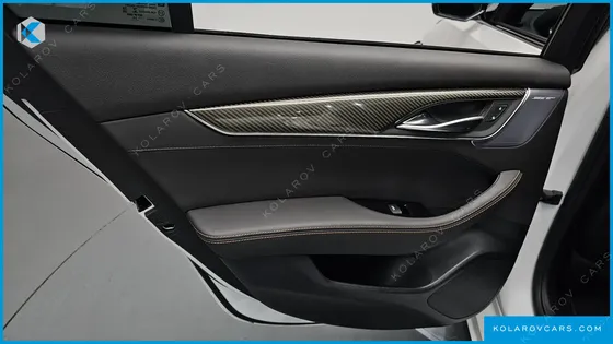 CADILLAC CT5 2.0 SPORT
