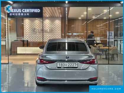 LEXUS ES LUXURY PLUS