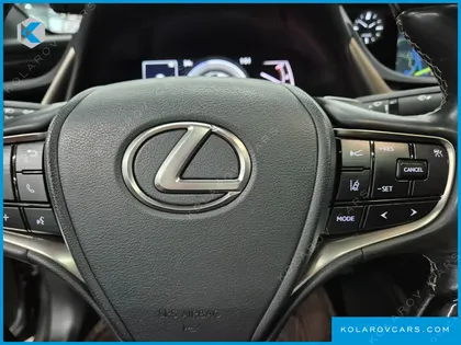 LEXUS ES LUXURY PLUS