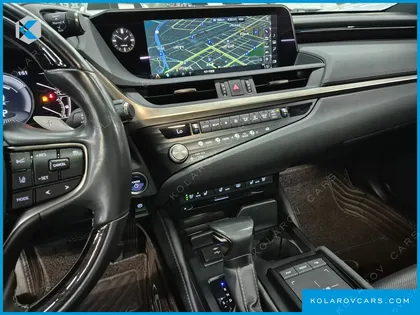 LEXUS ES LUXURY PLUS