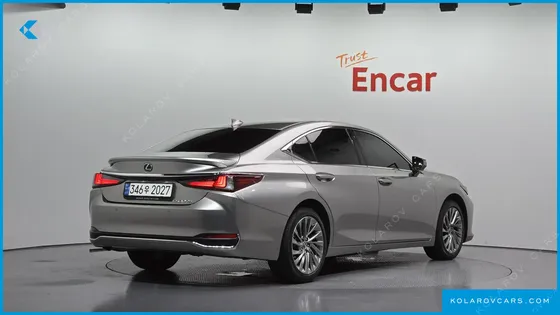 LEXUS ES EXECUTIVE