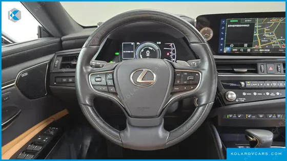 LEXUS ES EXECUTIVE