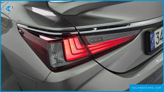 LEXUS ES EXECUTIVE