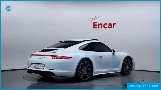 PORSCHE 911 CARRERA 4S