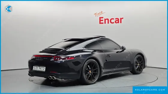 PORSCHE 911 CARRERA 4