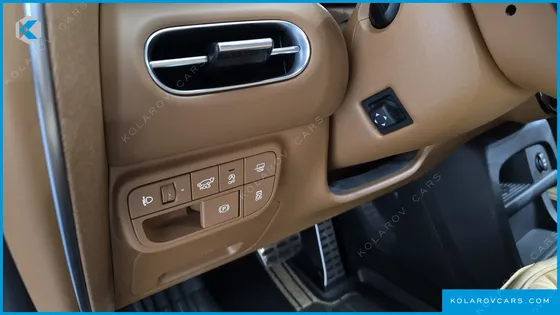 HYUNDAI PALISADE GASOLINE 2.5T 4WD 9-SEATER