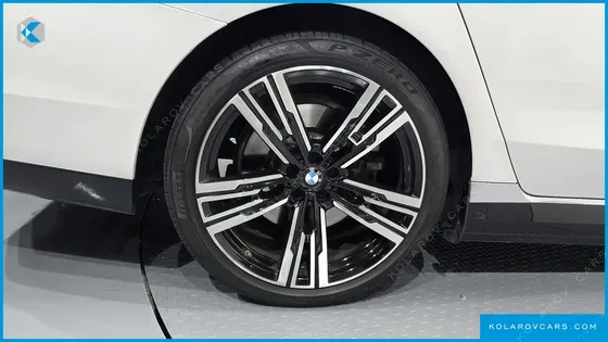 BMW 7 SERIES 750E XDRIVE M SPORT
