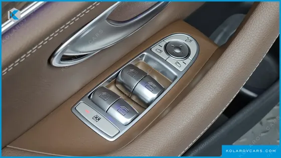 MERCEDES E-CLASS E300E 4MATIC EXCLUSIVE