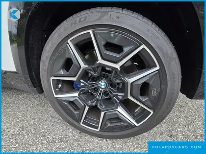 BMW XM 4.4