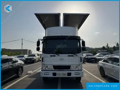HYUNDAI MEGA TRUCK GOLD