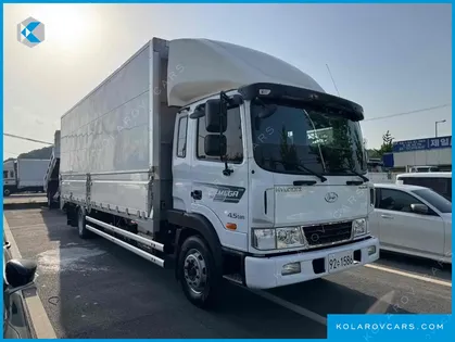 HYUNDAI MEGA TRUCK GOLD