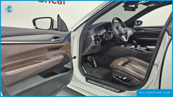 BMW GRAN TURISMO (GT) 620D M SPORT