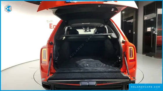 ROLLS ROYCE CULLINAN 6.7 V12 BLACK BADGE