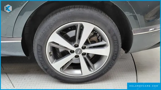 GENESIS GV80 2.5T GASOLINE 2WD