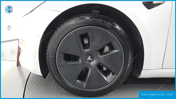 TESLA MODEL 3 LONG RANGE AWD