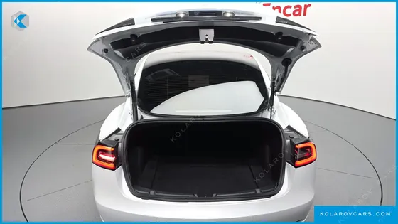 TESLA MODEL 3 LONG RANGE AWD