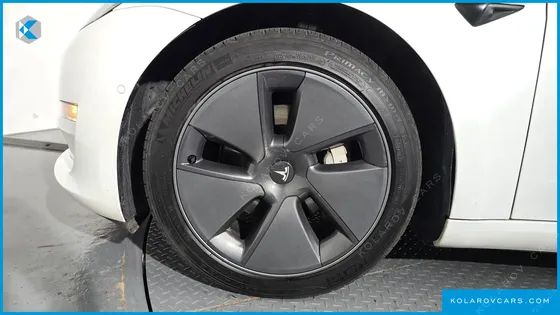 TESLA MODEL 3 RWD