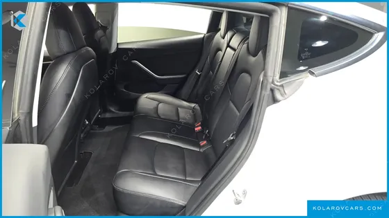 TESLA MODEL 3 RWD