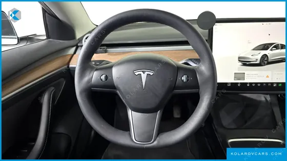TESLA MODEL 3 RWD