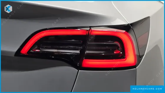 TESLA MODEL 3 RWD