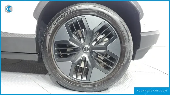 VOLVO EX30 PERFORMANCE ULTRA