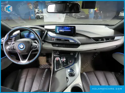 BMW I8 COUPE