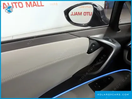 BMW I8 COUPE
